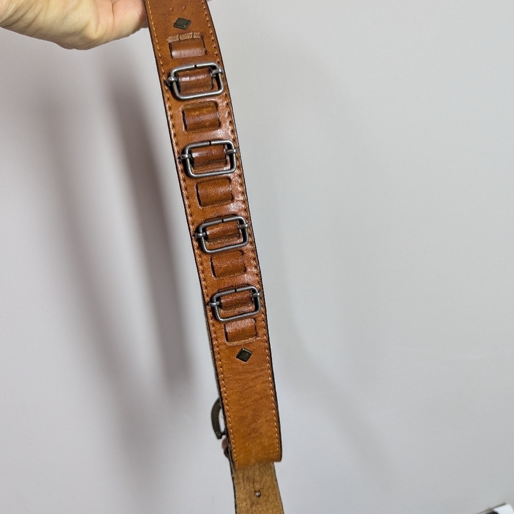 Vintage Brown Leather Belt – Adjustable 24.5" to 33" | Brass Buckle, Extra Holes - Picture 6 of 6